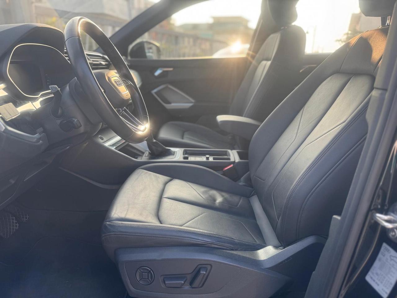 Audi Q3 35 TDI S tronic Business Advanced