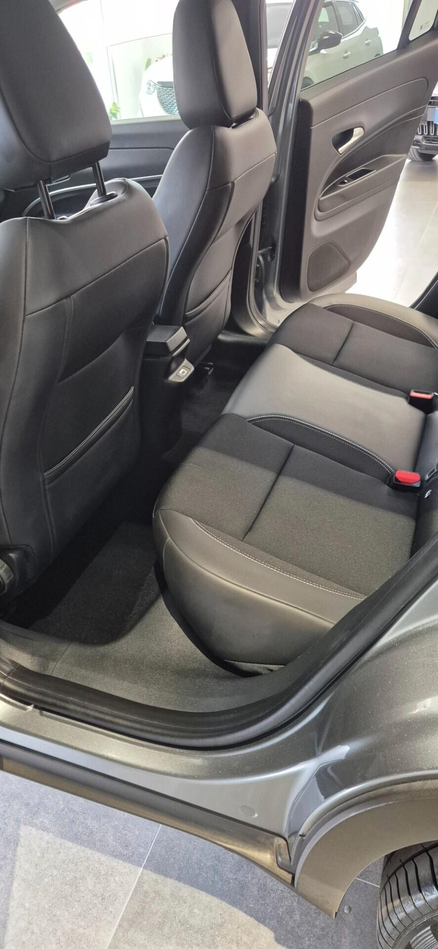 Jeep Avenger 1.2 Turbo 100 CV Summit