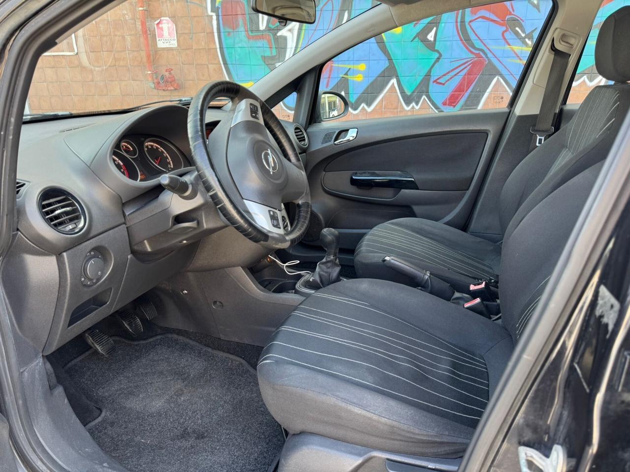 Opel Corsa Restayling 1.2benz 5 porte Full Perfett