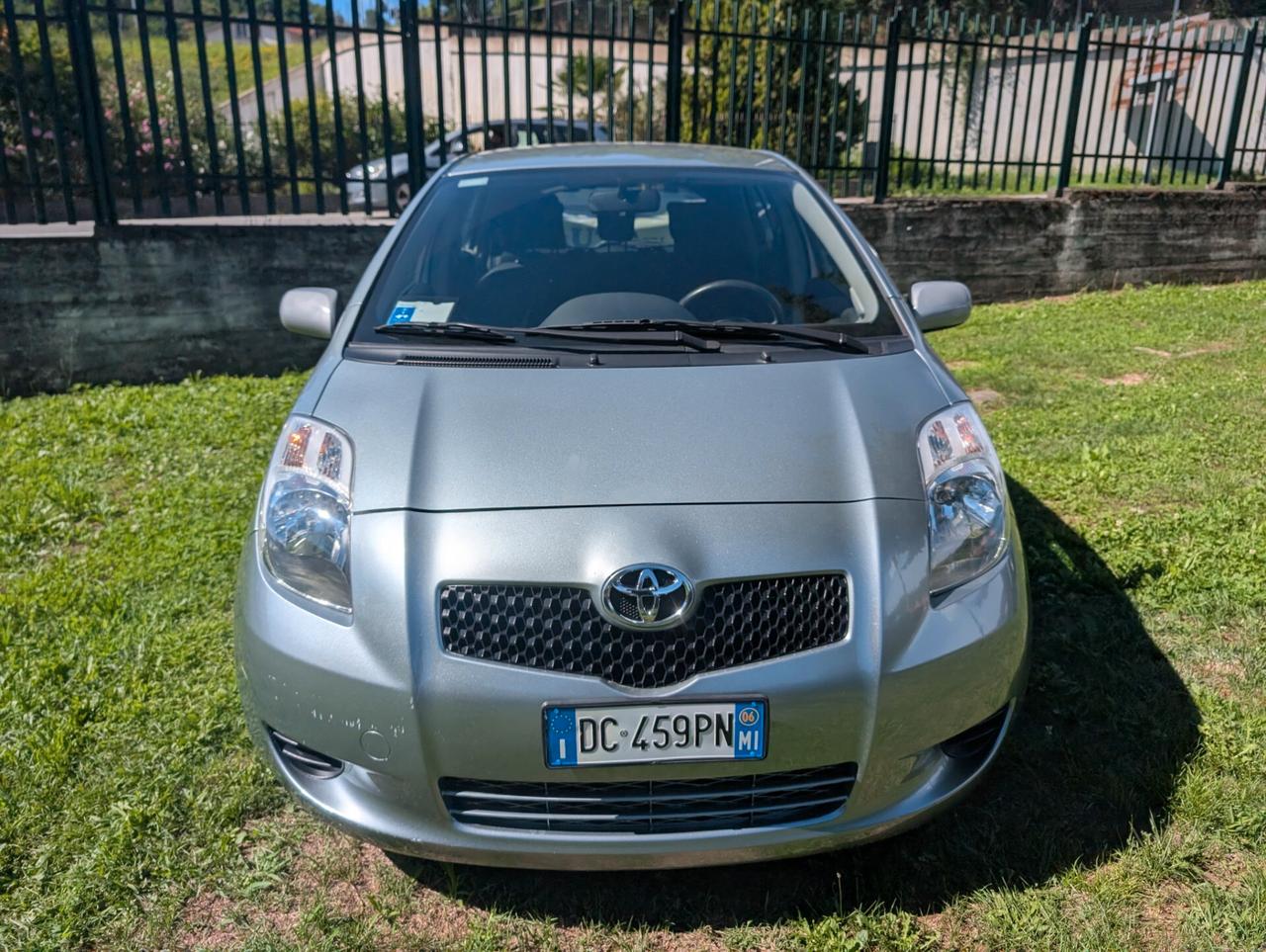 Toyota Yaris 1.3 5 porte UNICO PROPRIETARIO OK NEOP.