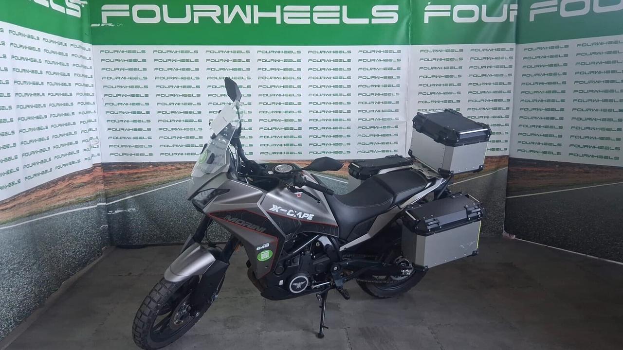 Moto Morini X-Cape 649
