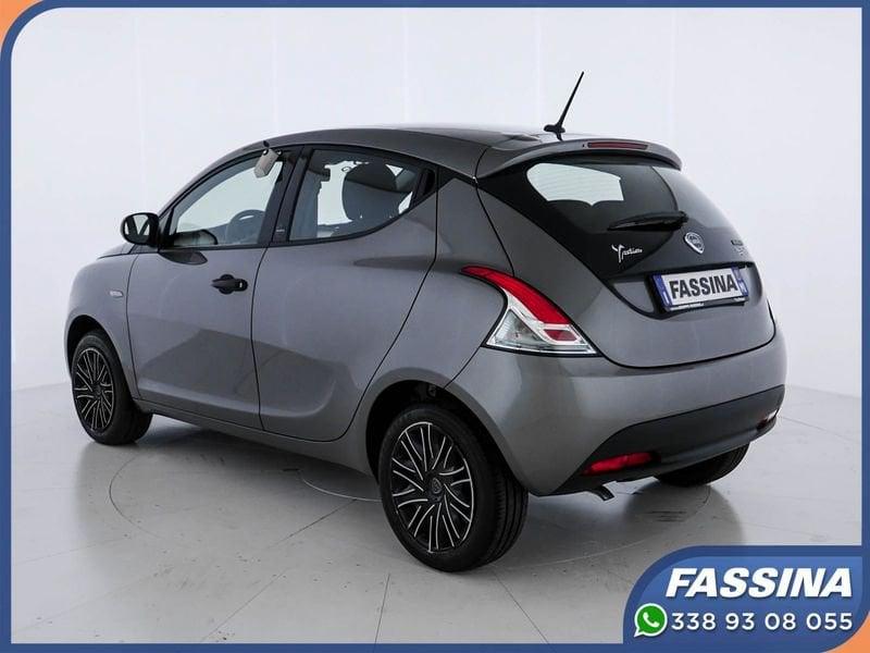 Lancia Ypsilon 1.0 FireFly 5 porte S&S Hybrid Silver Plus