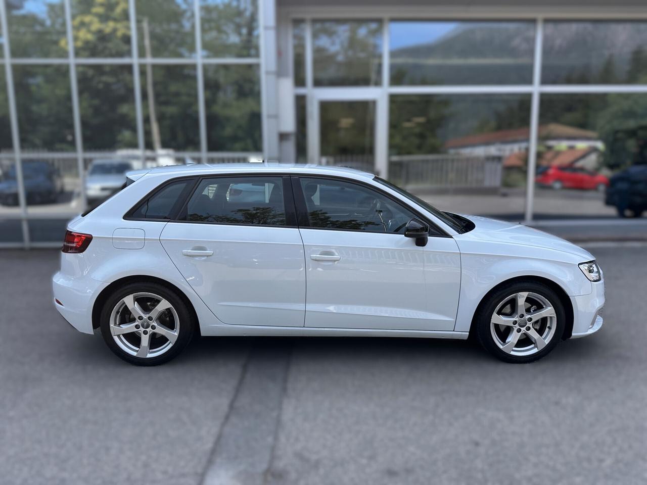 Audi A3 SPB 1.6 TDI 116 CV S tronic Sport