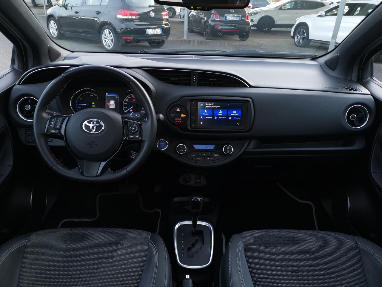 Toyota Yaris 1.5 Hybrid 5 porte Cool