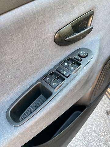 Lancia Ypsilon 1.0 firefly hybrid Gold s
