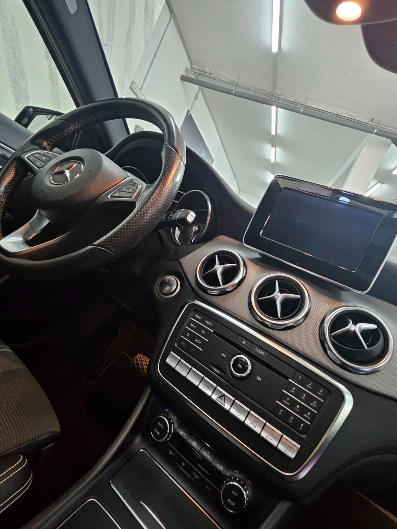 Mercedes-benz GLA 220 d Automatic 4Matic Premium