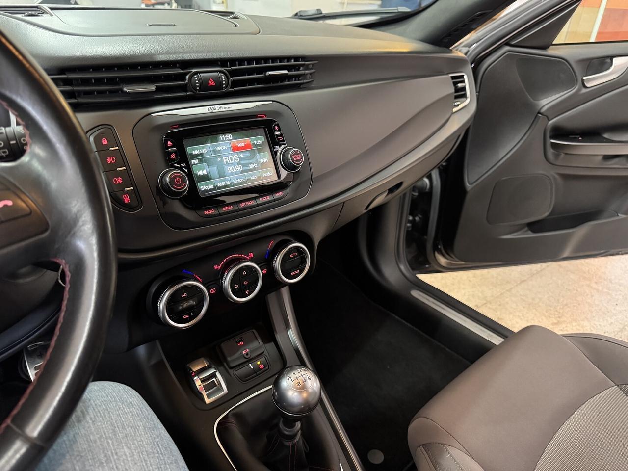 GIULIETTA 2.0 JTDM-2 Distinctive