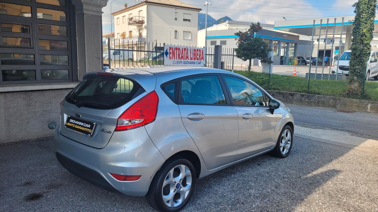 Ford Fiesta 1.4 DIESEL EURO 5B..ADATTA AI NEOPATENTATI..
