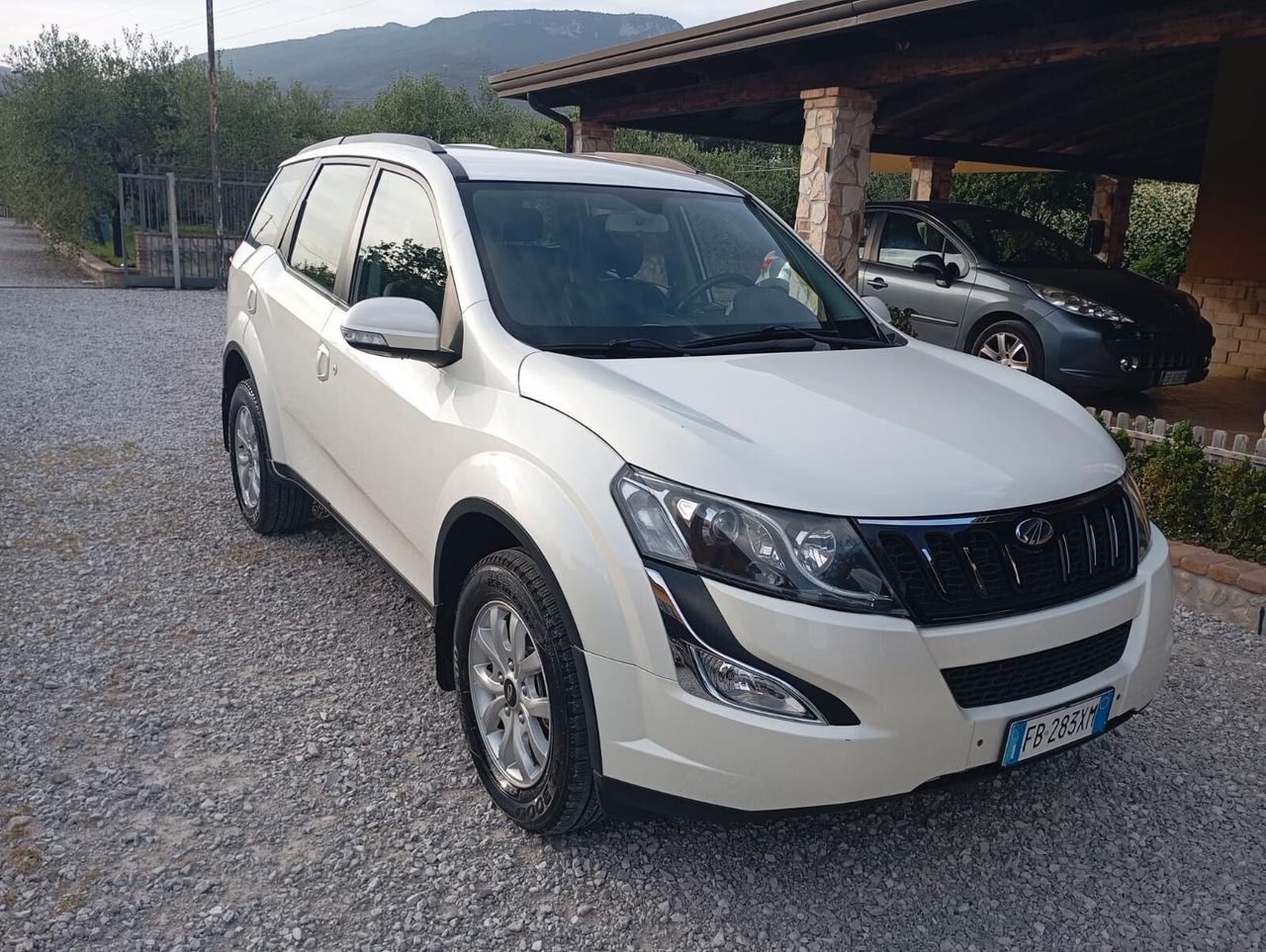 Mahindra XUV500 2.2 16V FWD W8