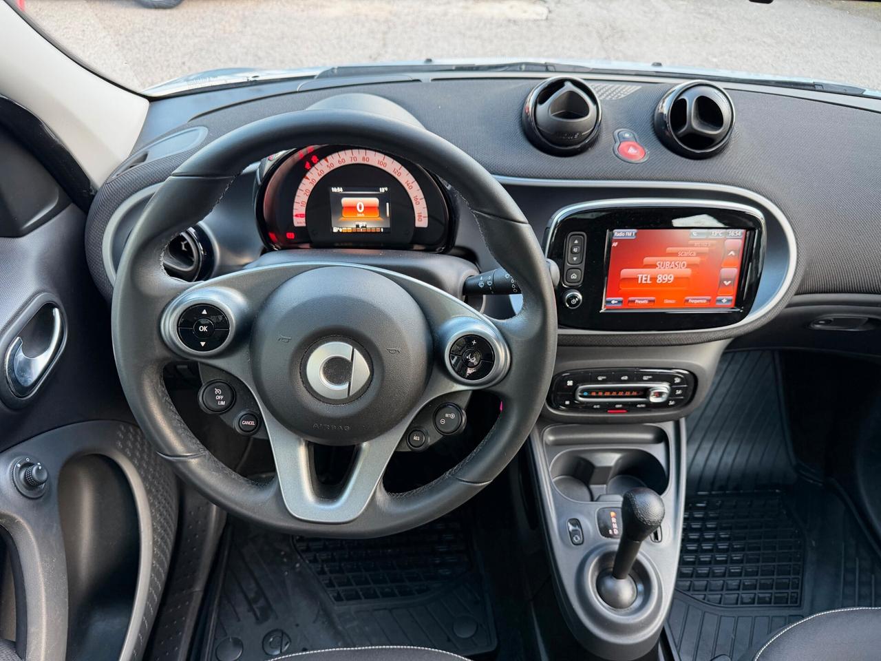 Smart ForFour 70 1.0 twinamic Passion 2019 NAVI