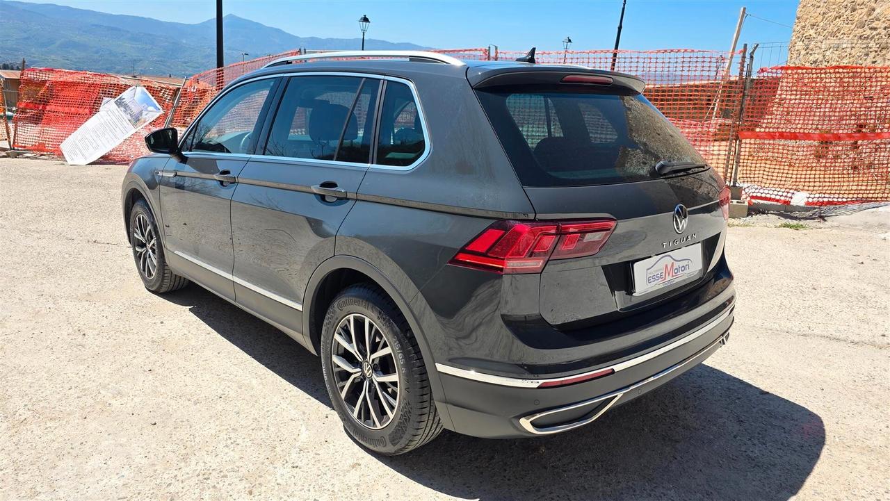 Volkswagen Tiguan 2.0 TDI 150 CV SCR DSG Elegance