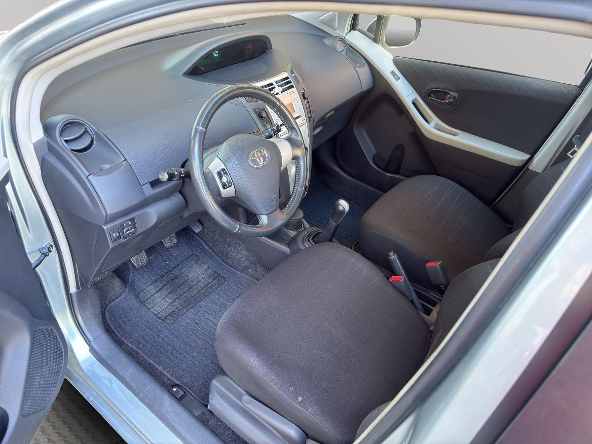 TOYOTA - Yaris - 1.0 69cv 5p. Sol