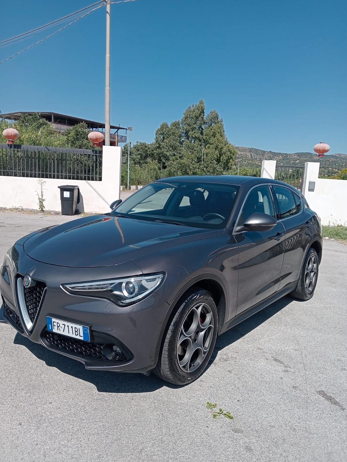 Alfa Romeo Stelvio 2.2 Turbodiesel 210 CV AT8 Q4 Super