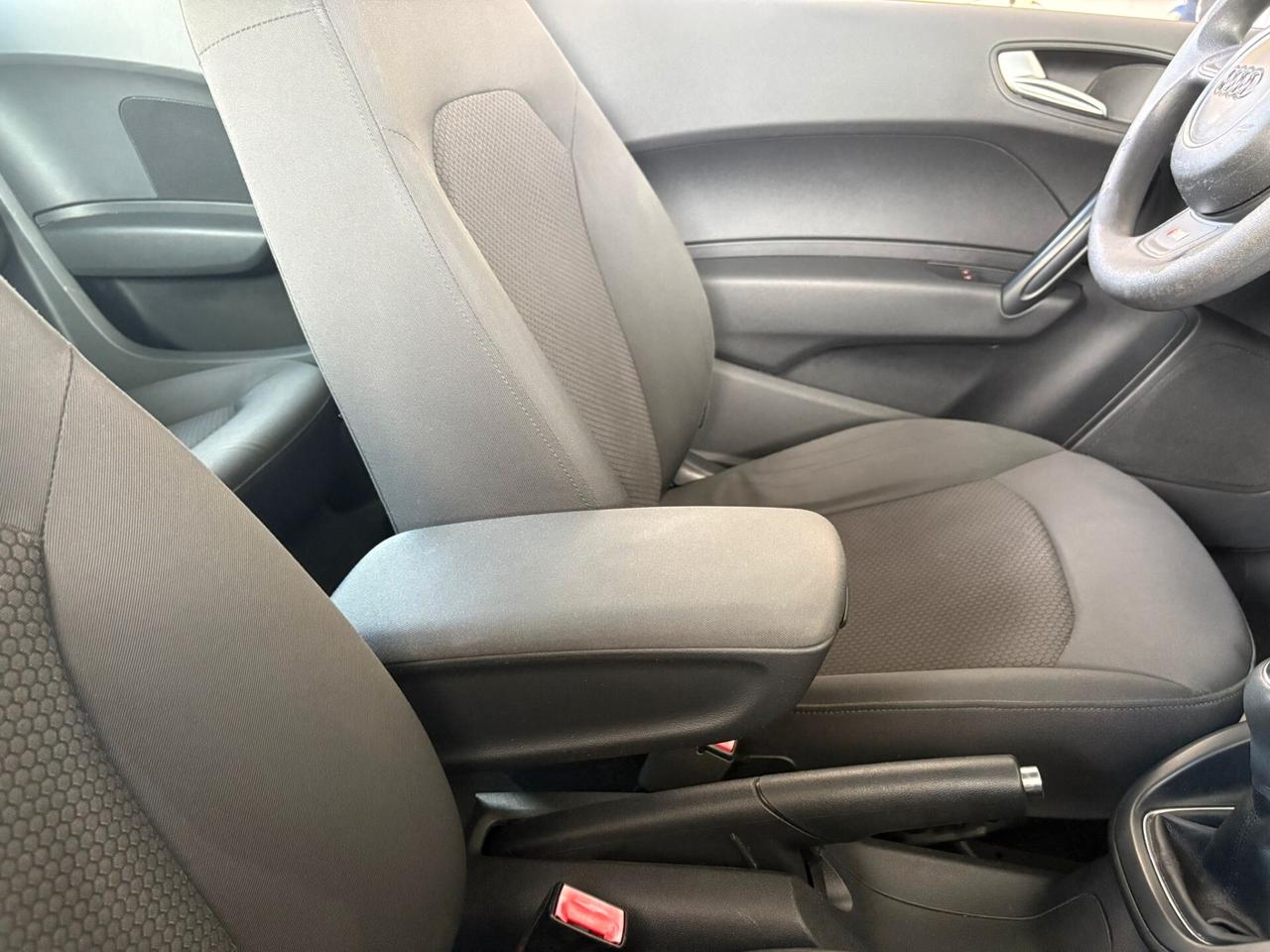 Audi A1 1.2 TFSi S-LINE 3P - OK NEOPATENTATI