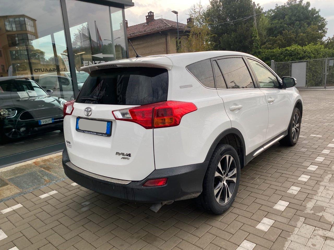 Toyota RAV4 5 Porte Rav4 2.0 d-4d Lounge 4wd 124cv mt