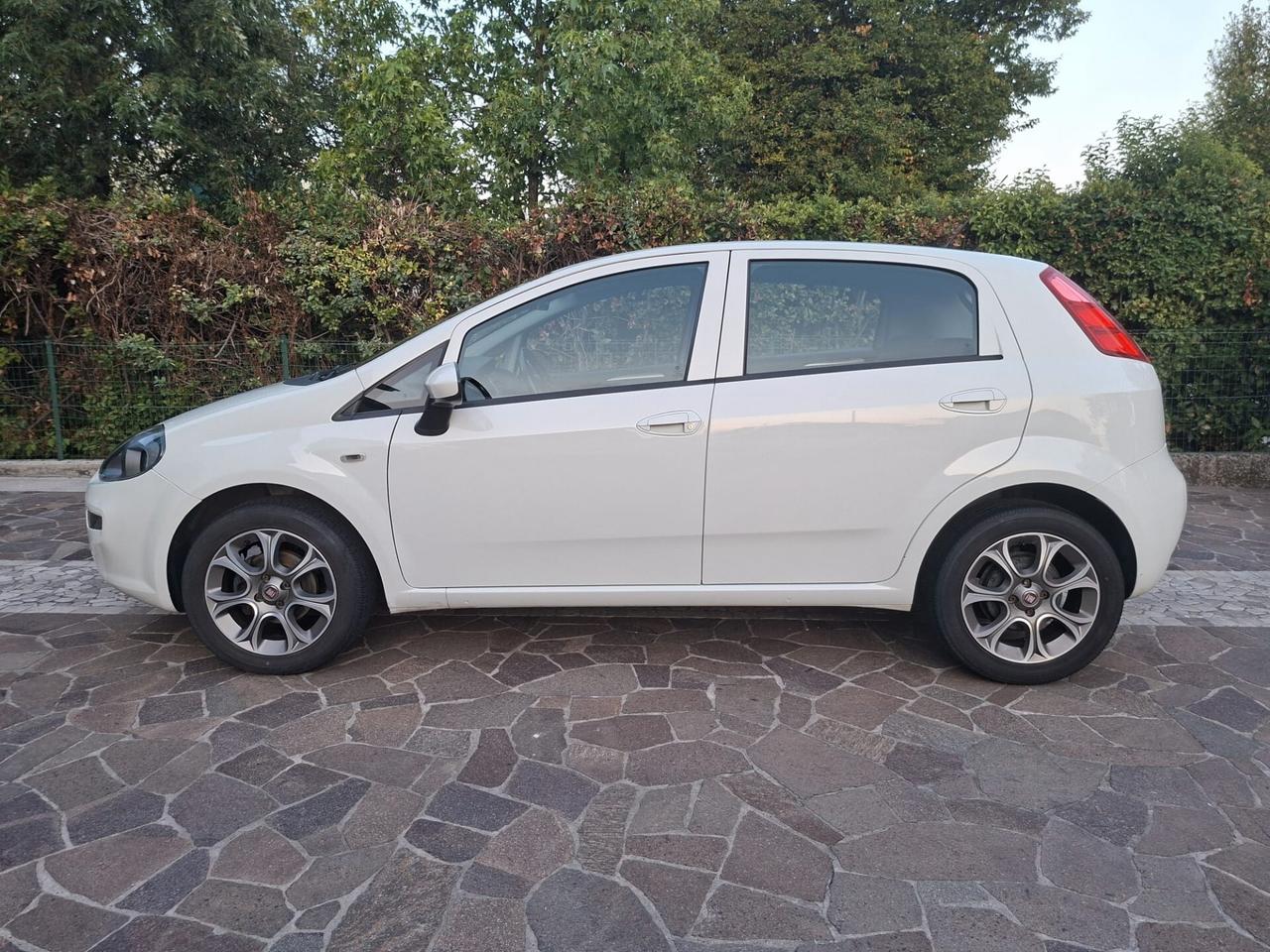 Fiat Punto 2016 Lounge