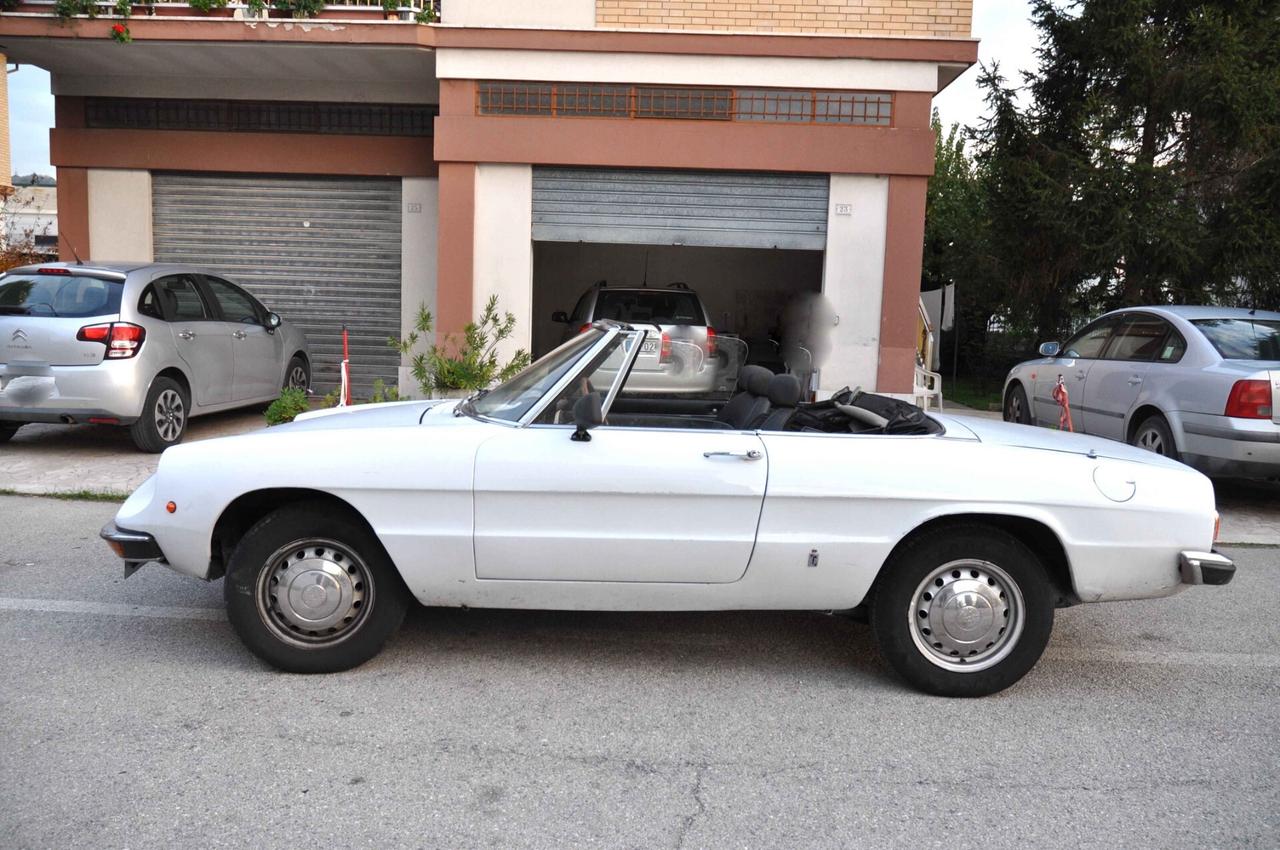 Alfa Romeo Spider Duetto 1.3