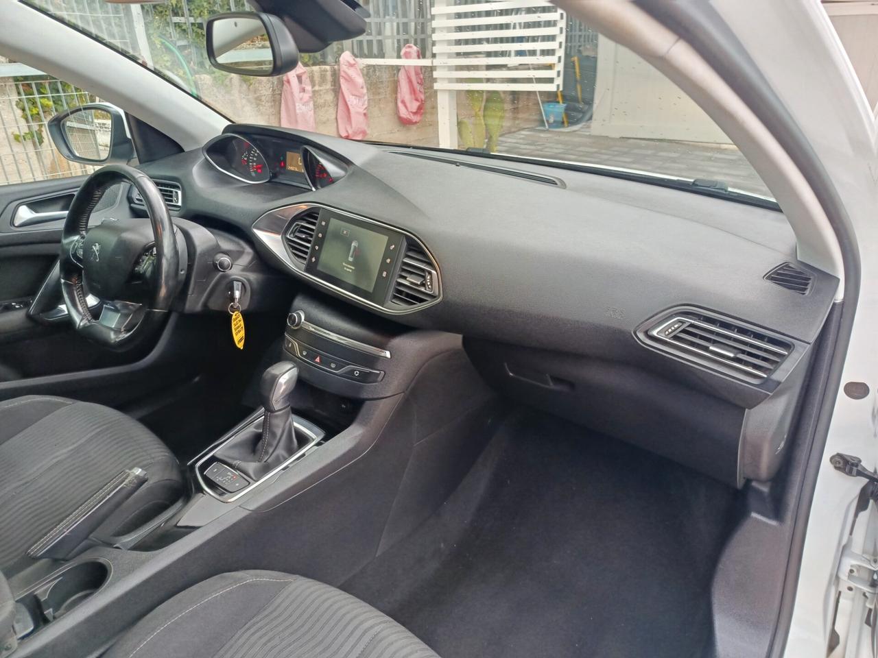 Peugeot 308 BlueHDi 120 S&S EAT6 GT Line sconto 1000 euro leggere descrizione