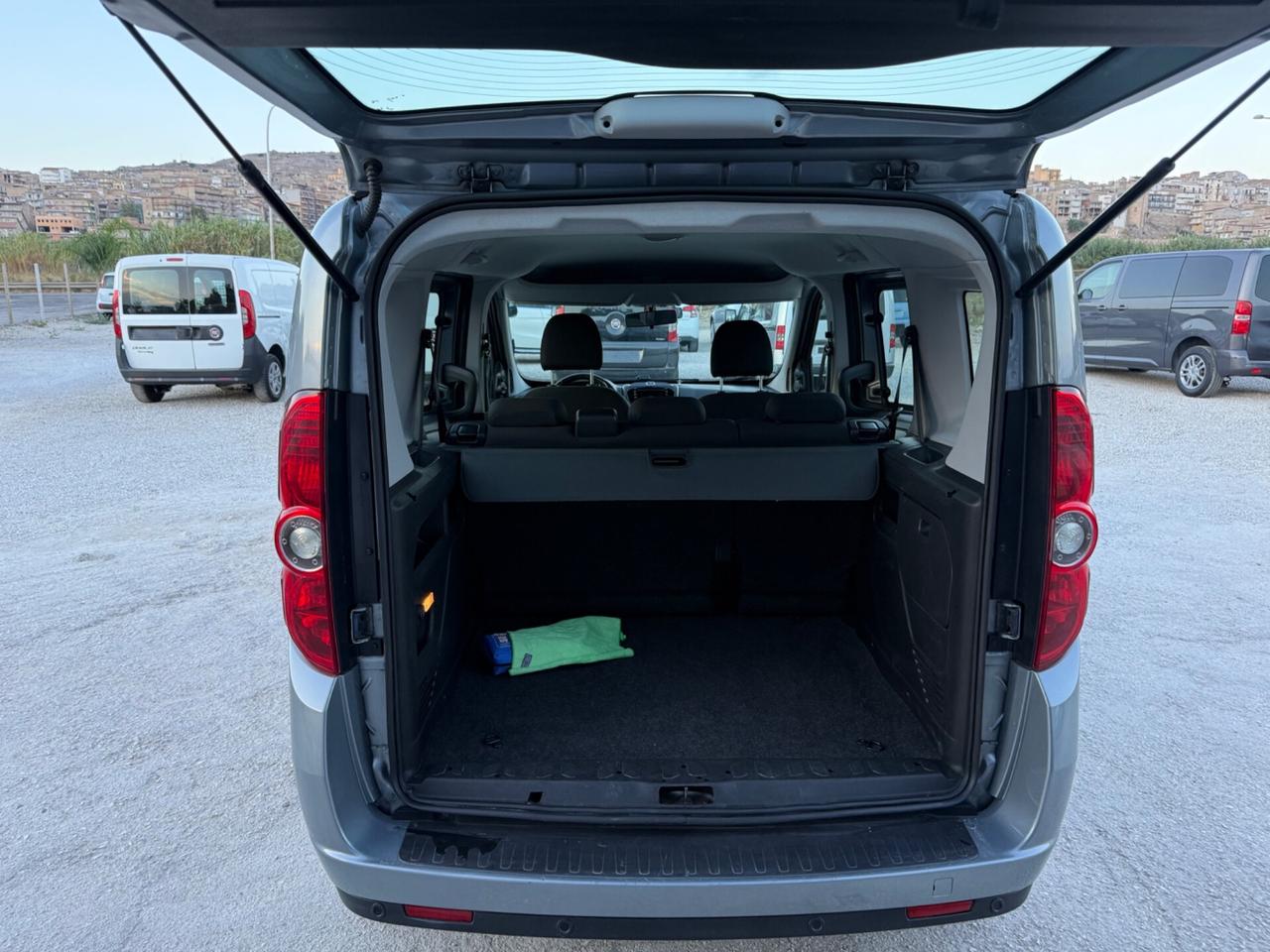 Fiat Doblò 1.6 MJT 105CV 5 posti 2013
