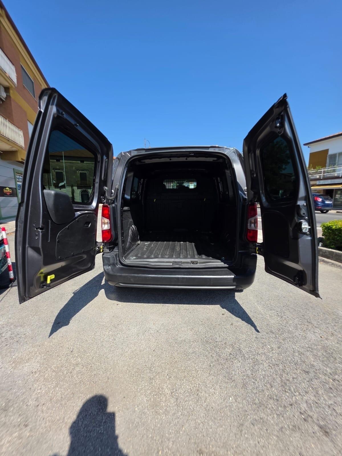 PEUGEOT PARTNER PREMIUM 1.5 HDI 130CV AUTOMATICO