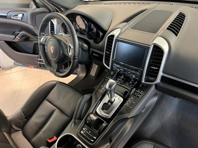 PORSCHE Cayenne 3.0 V6 tdi 245CV PACCHETTO GTS ORIGINALE !