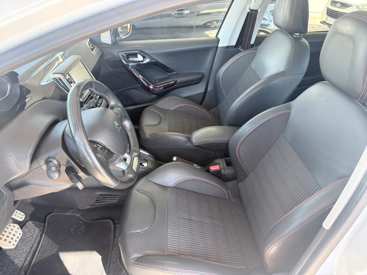 Peugeot 208 PureTech Turbo 110 EAT6 S&S 5 porte GT Line