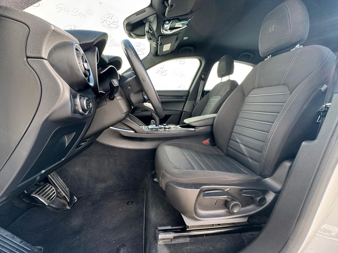 Alfa Romeo Stelvio 2.2 Turbodiesel 190 CV AT8 RWD Business