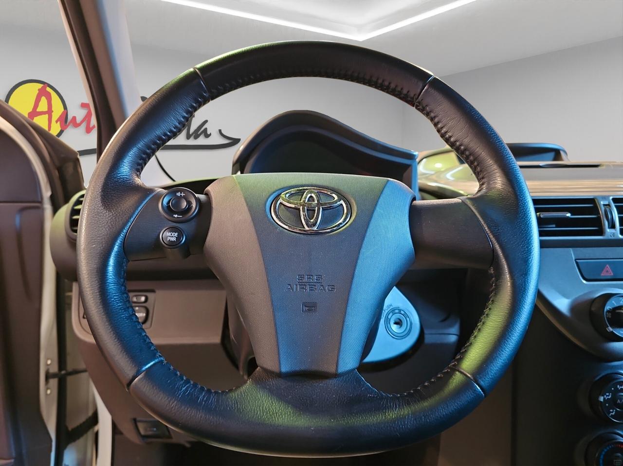Toyota iQ 1.0 4 POSTI AUTOMATICA Multidrive