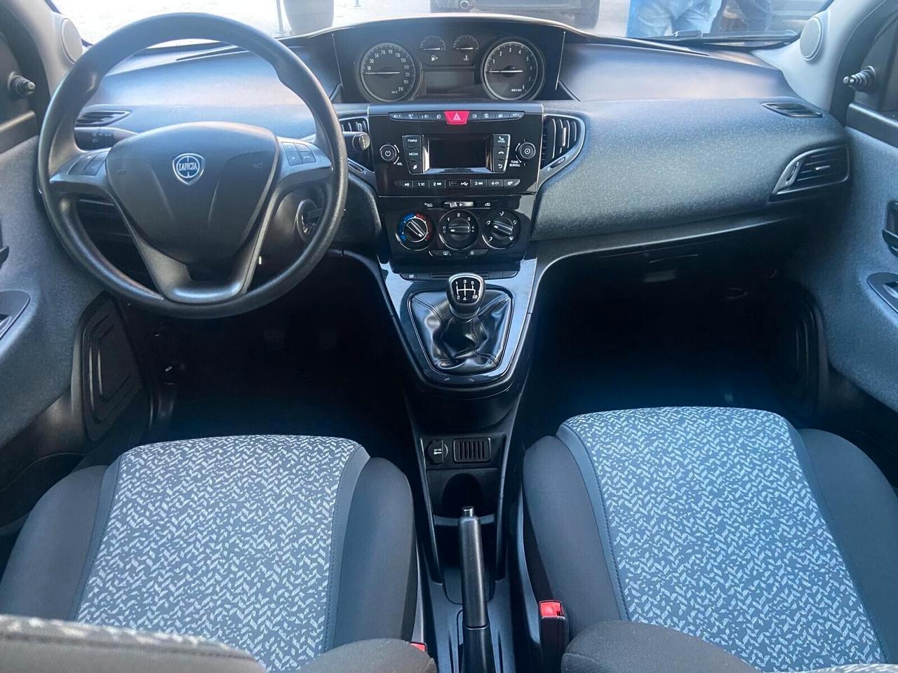 Lancia Ypsilon 1.2 69 CV Elefantino Blu KM 33.000