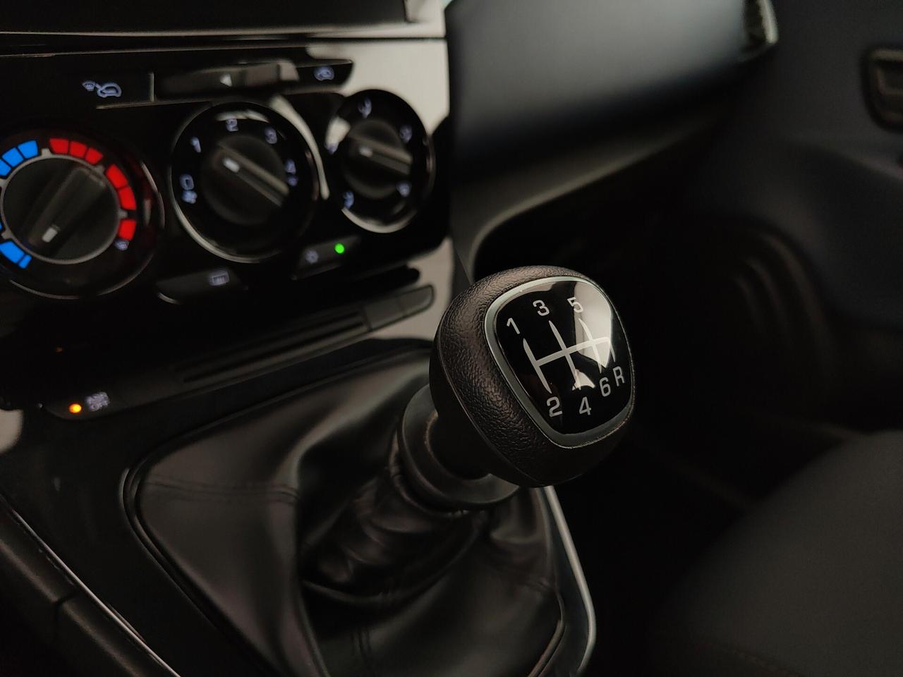 Lancia Ypsilon 1.0 FireFly 5 porte S&S Hybrid Platino