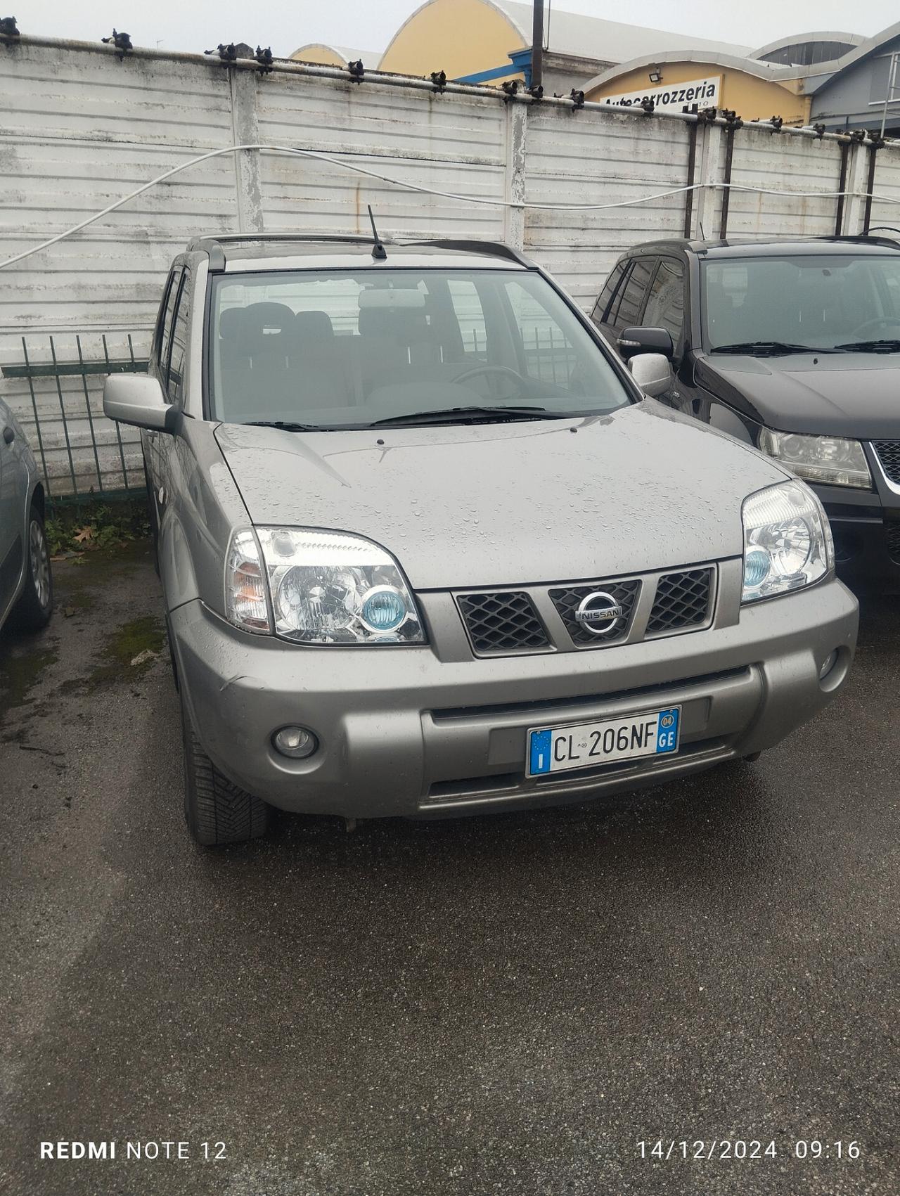 Nissan X-Trail 2.2 dCi Elegance