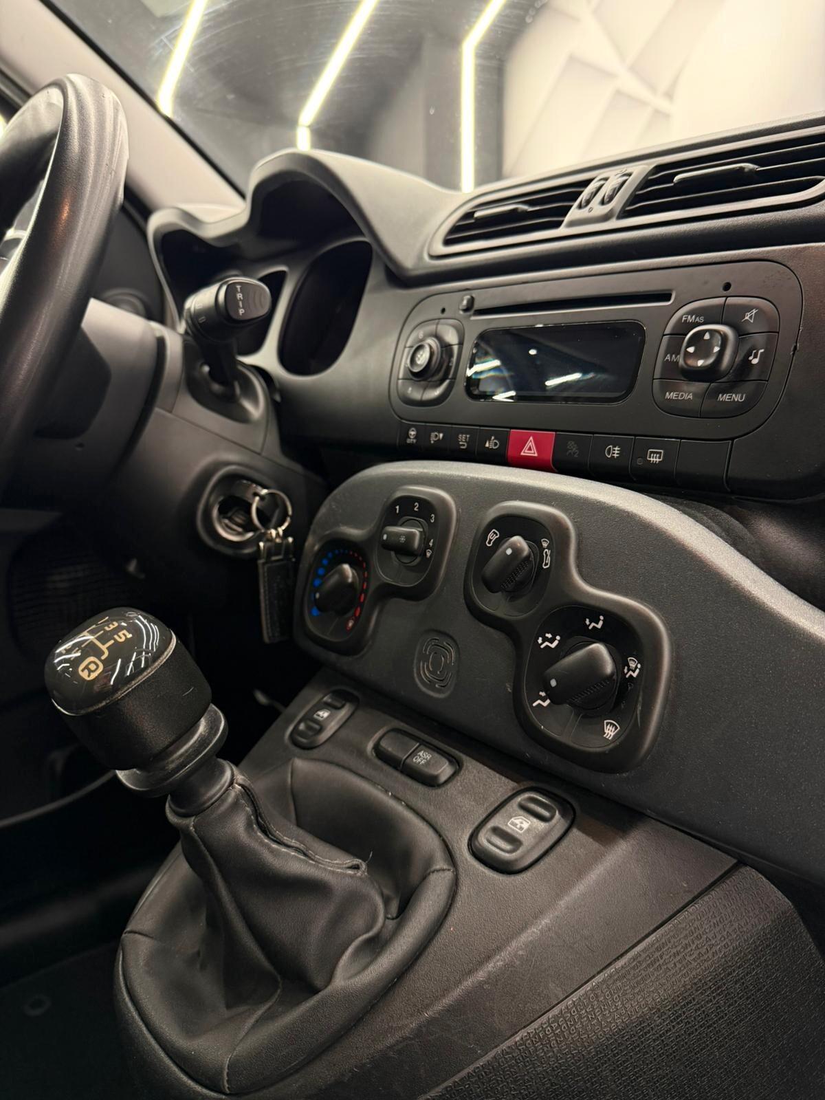 Fiat Panda 0.9- KM CERTIFICATI-PERMUTE-12 MESI DI GARANZIA