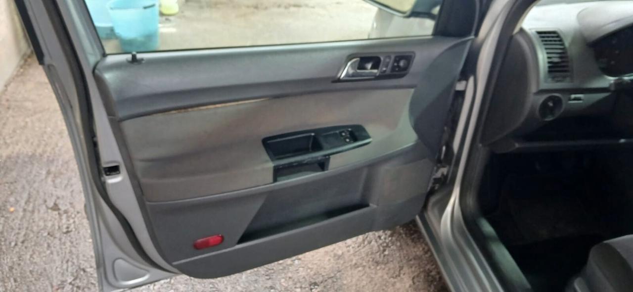 Volkswagen Polo 1.4/80CV TDI 5p. Comfortline - 2006