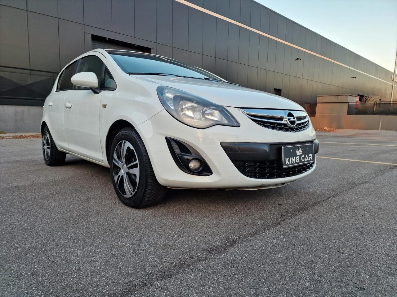 Opel Corsa 1.2 5 porte Enjoy