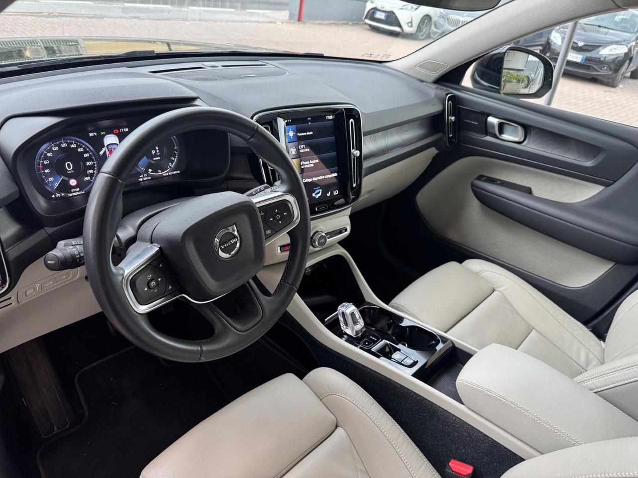 Volvo XC40 Ultimate Bright T5 Recharge PHE #11953