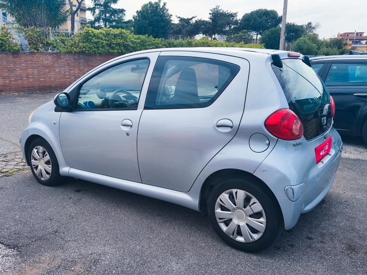 Toyota Aygo 1.0 12V VVT-i 5 porte