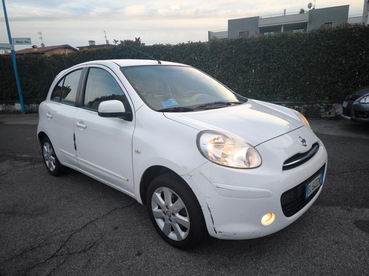 NISSAN MICRA 1,2 BENZ- CAMBIO AUTOMATICO-KM 78000-
