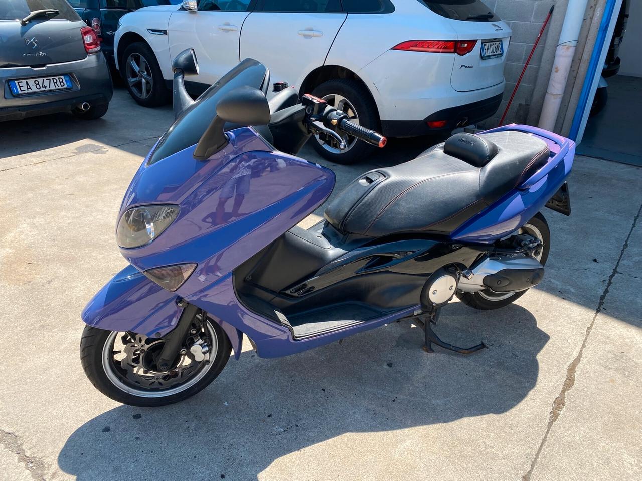 Yamaha T Max Porpora metallizzato