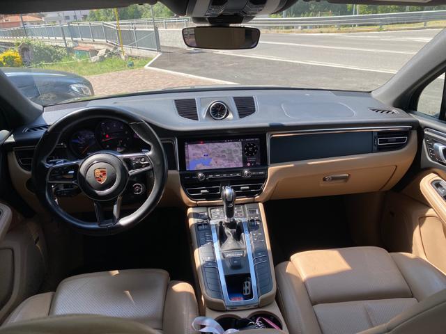 PORSCHE Macan 2.0