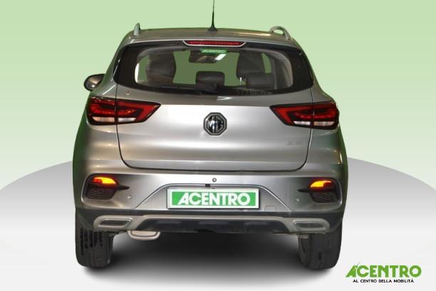 MG ZS - 1.0 MT LUXURY