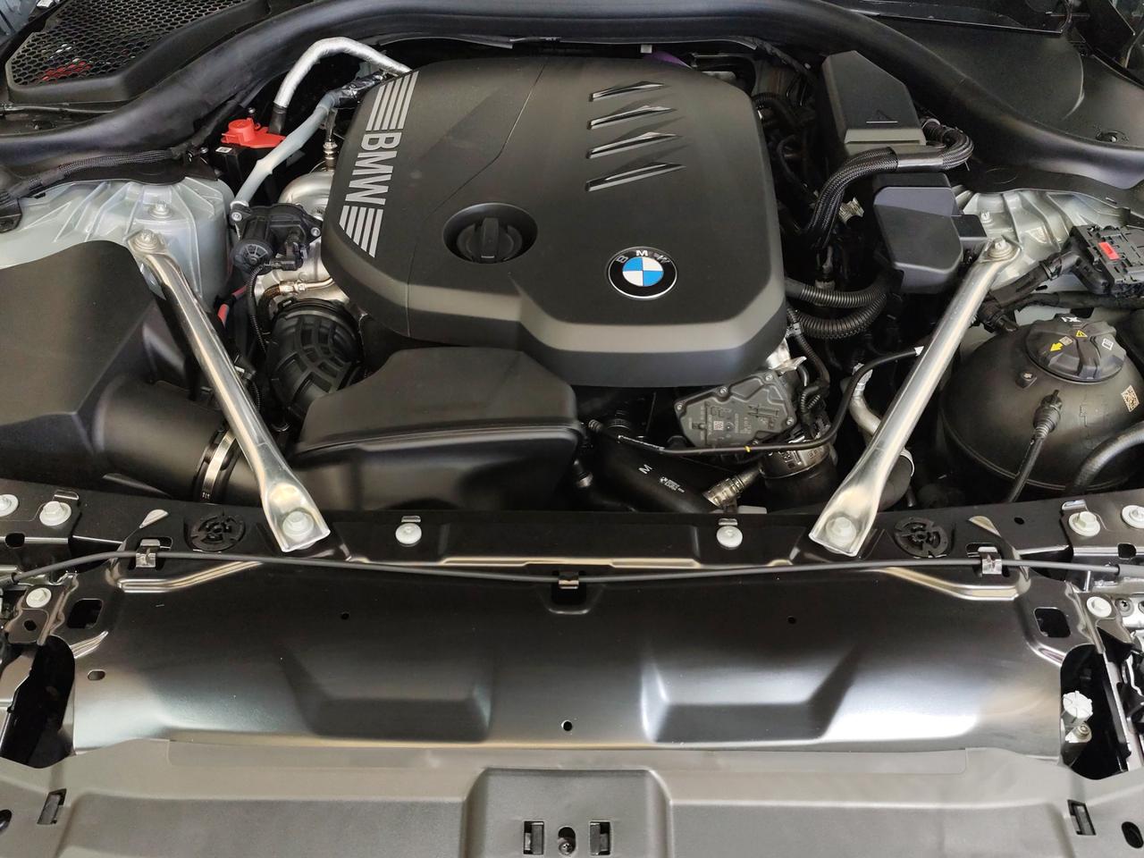 BMW Serie 5 520d Touring 48V sDrive MSport Pro