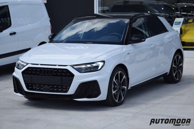 AUDI A1 1.0TFSI Stronic Identity black