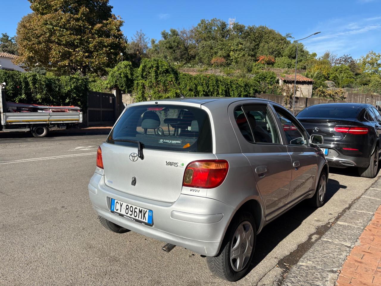 Toyota Yaris 1.0 5 porte Sol