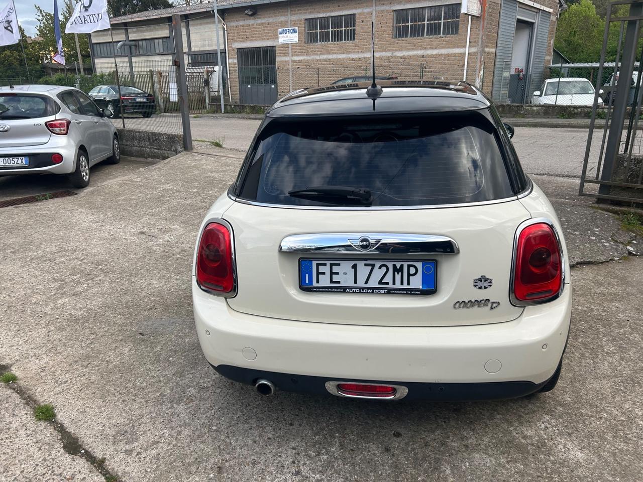 Mini 1.5 Cooper D Business XL