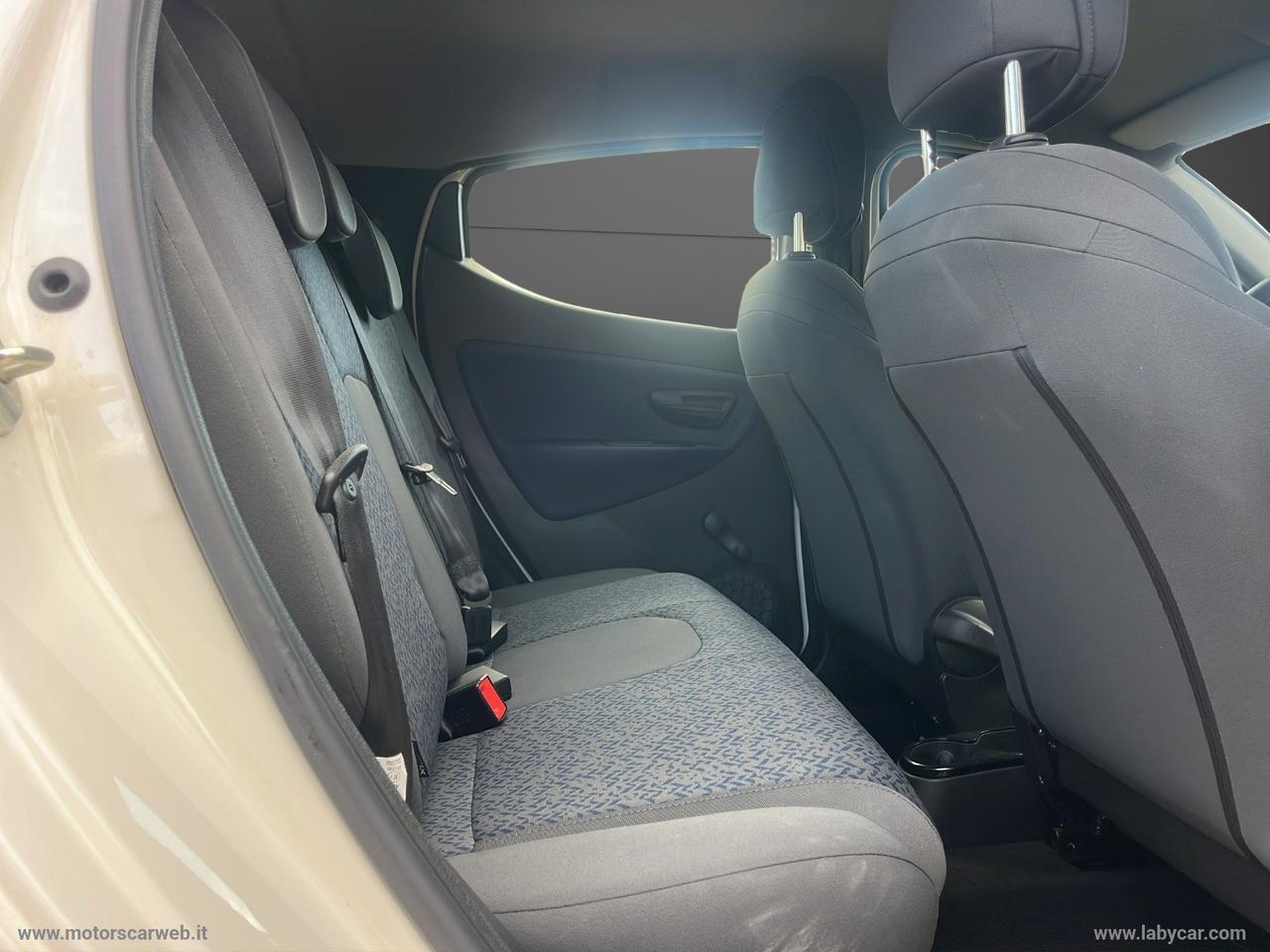 LANCIA Ypsilon 1.0 FireFly 5p. S&S Hybrid Oro