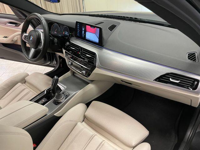 BMW 520 520D TOURING M-SPORT AUTO