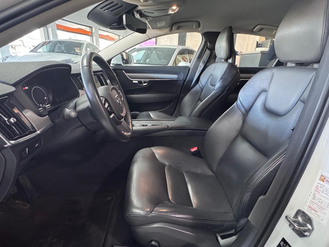Volvo S90 Momentum 2.0 D3 #7447