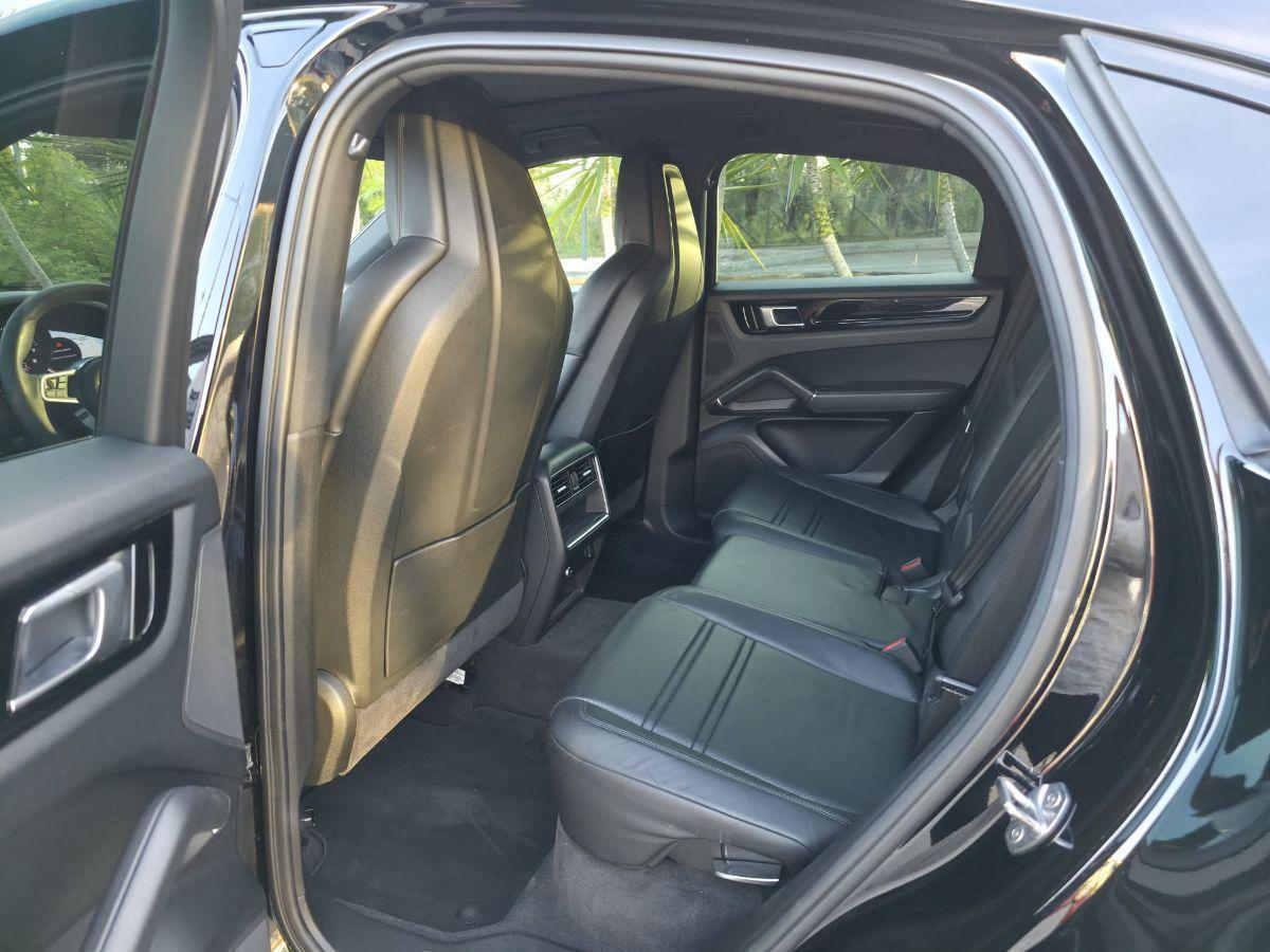 PORSCHE - Cayenne - 3.0 V6