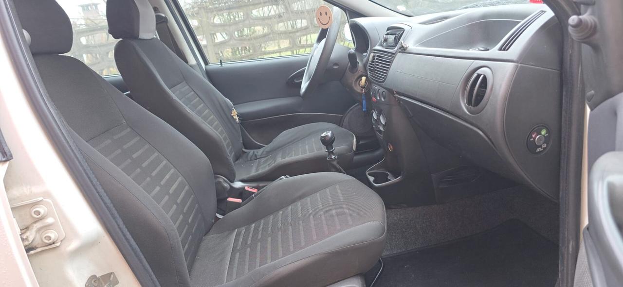 Fiat Punto Classic 1.2 5 porte Natural Power Active