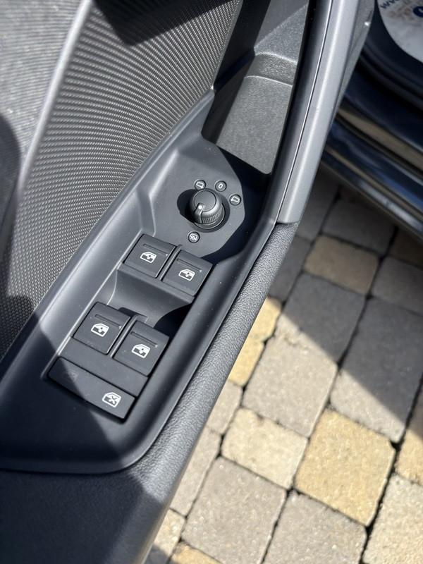 Audi A3 Sportback 30 2.0 tdi Business LED-NAVI-16"